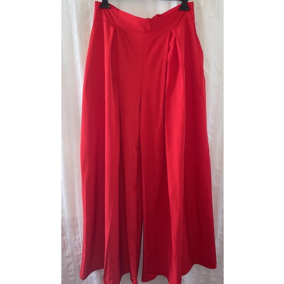 BRAND NEW Red Wide Leg Pants, Size Medium/Large - Picture 4 of 5